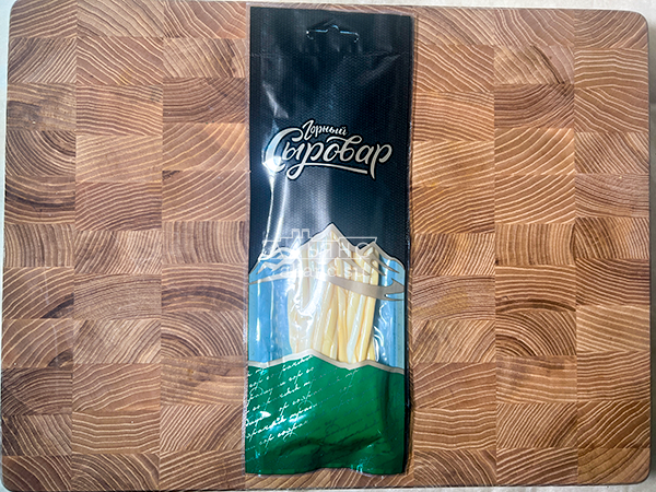 Сыр 60 гр ГОРНЫЙ СЫРОВАР (Нити копчёные) в Оренбурге